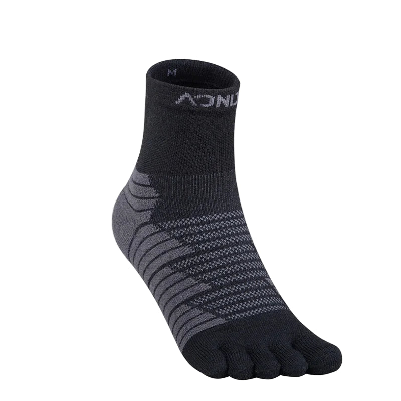 AONIJIE Five-Toe Running Socks Quarter Athletic Toe Socks with Thick Cushion