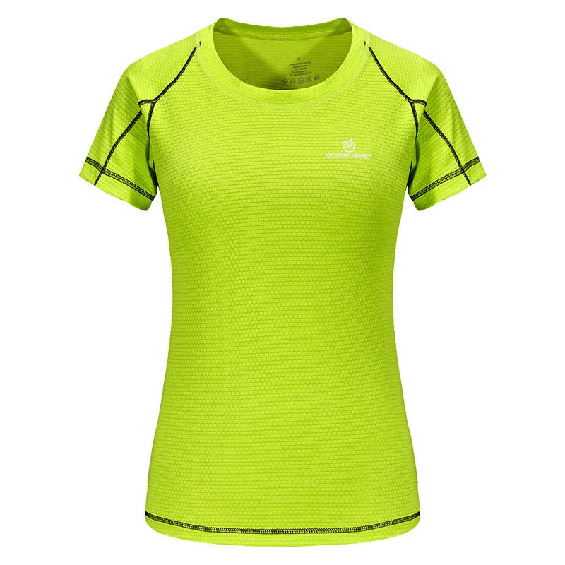 QUESHARK Women’s Quick Dry Running T-Shirt – Breathable Short Sleeve Fitness Top