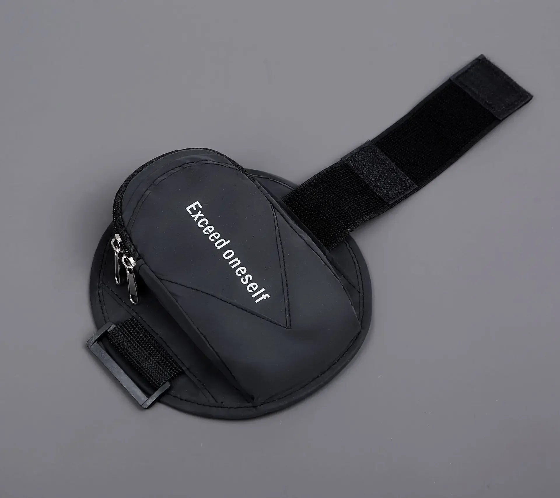 Outdoor Running Phone Armband Bag – Waterproof, Reflective & Adjustable Sports Case