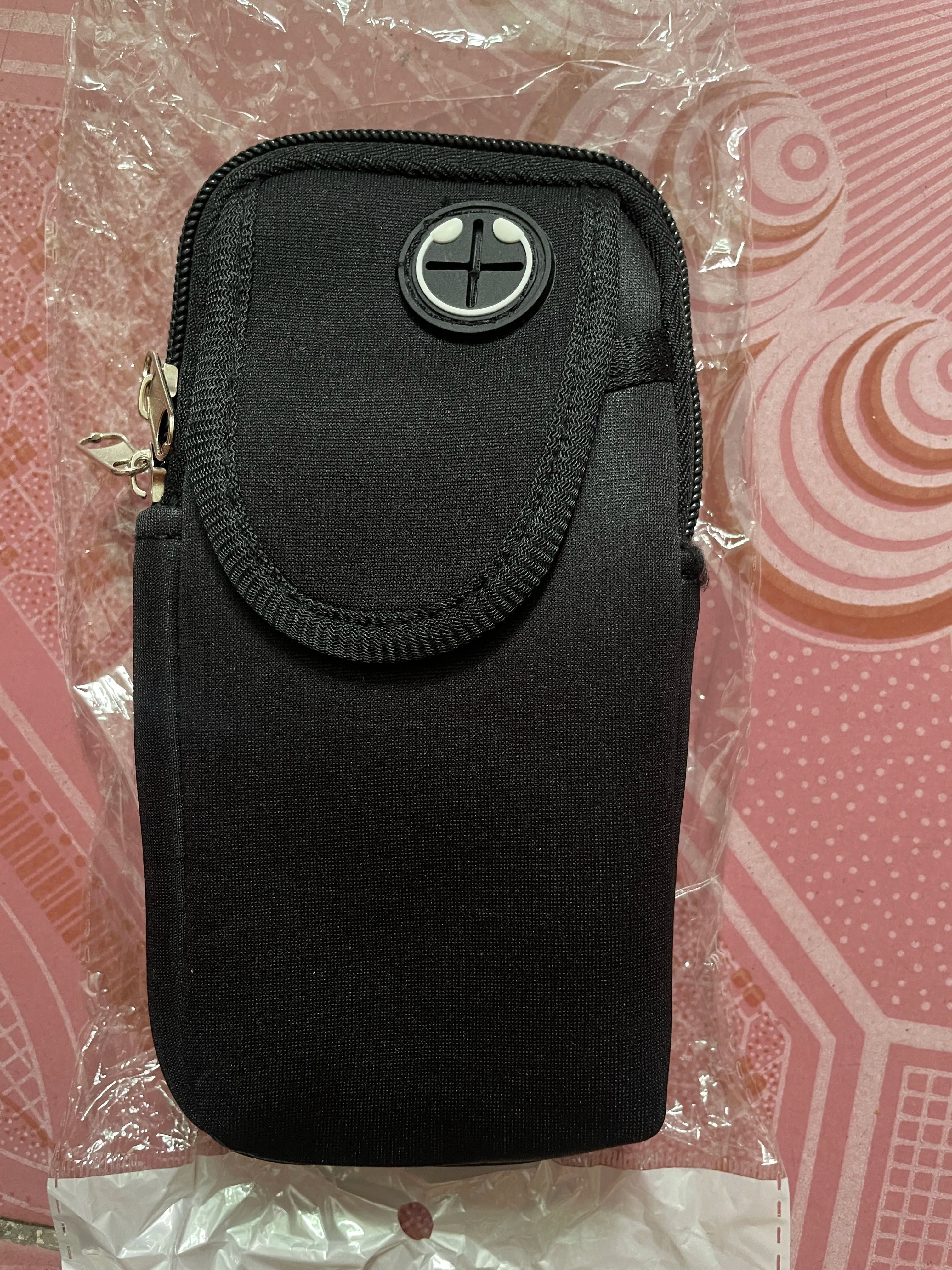 Outdoor Running Phone Armband Bag – Waterproof, Reflective & Adjustable Sports Case