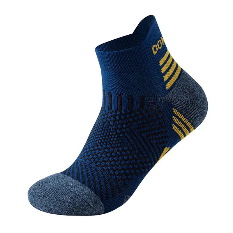 YWSLRC Professional Marathon Running Socks – Cushioned, Breathable, Low-Cut Sports Socks