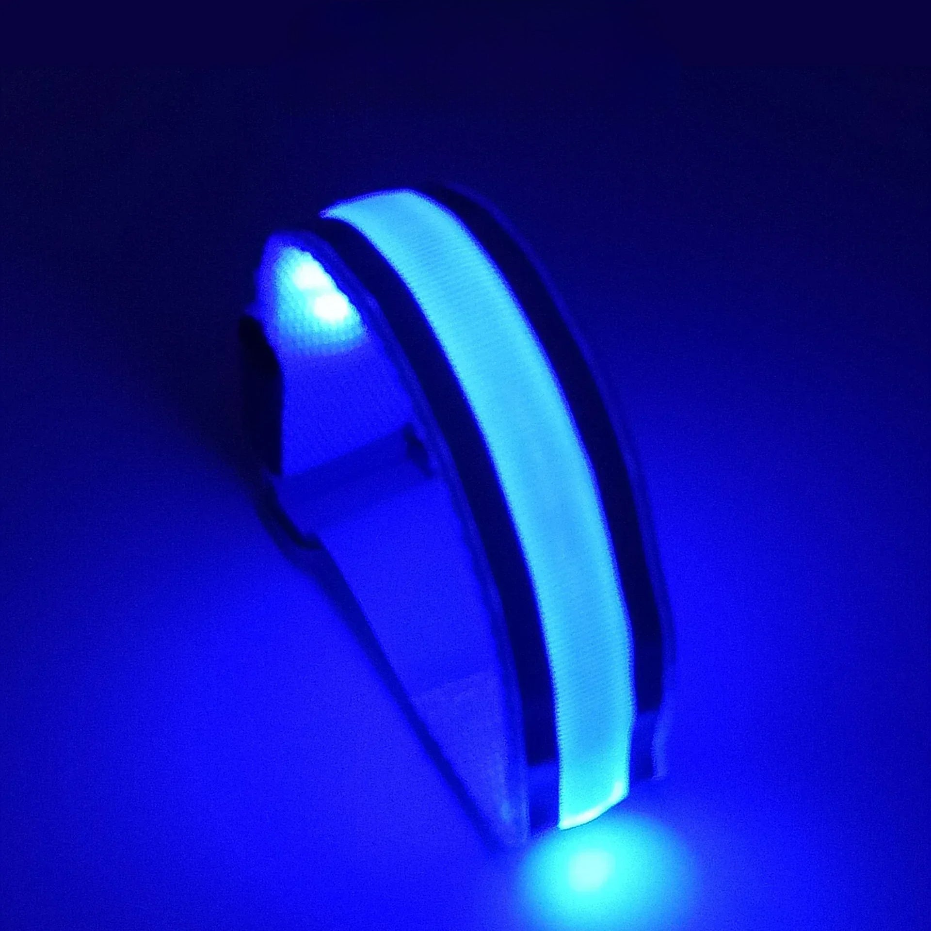 LED Reflective Armband | USB Rechargeable Safety Light Band for Night Running, Cycling, Walking
